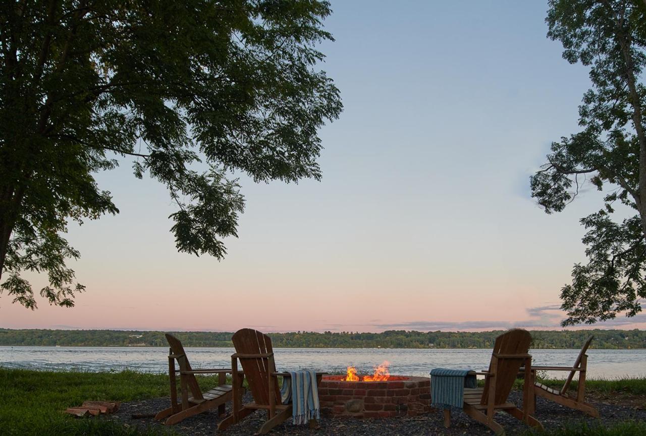 Hutton Brickyards Riverfront Hotel & Venue Кингстън Екстериор снимка